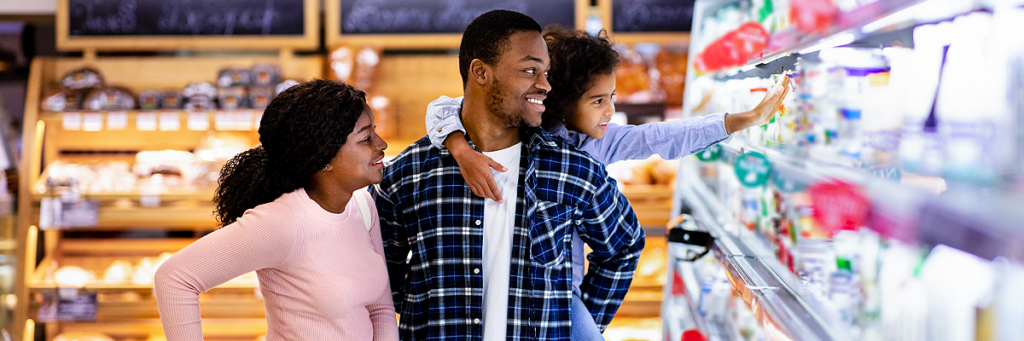 10 easy ways to teach kids about money in everyday life